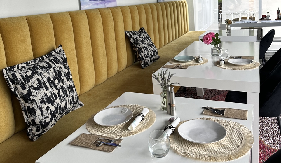 breakfast room coffee station