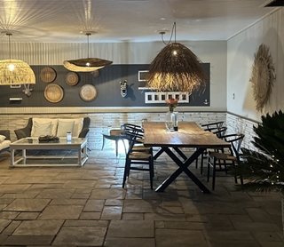 Pool Lounge Pool Lounge